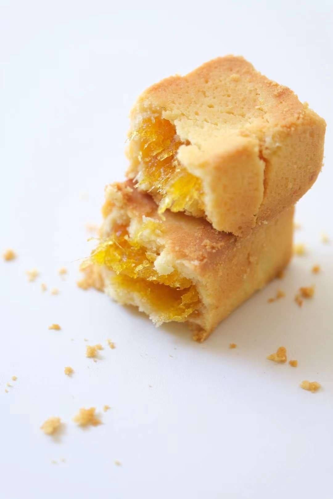 Pineapple Cake